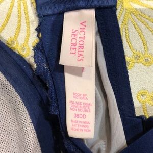 Victoria's Secret Intimates & Sleepwear - NWOT Body by VICTORIAS SECRET Unlined Demi Bra Victoria's Secret Intimates & Sleepwear - NWOT Body by VICTORIAS SECRET Unlined Demi Bra